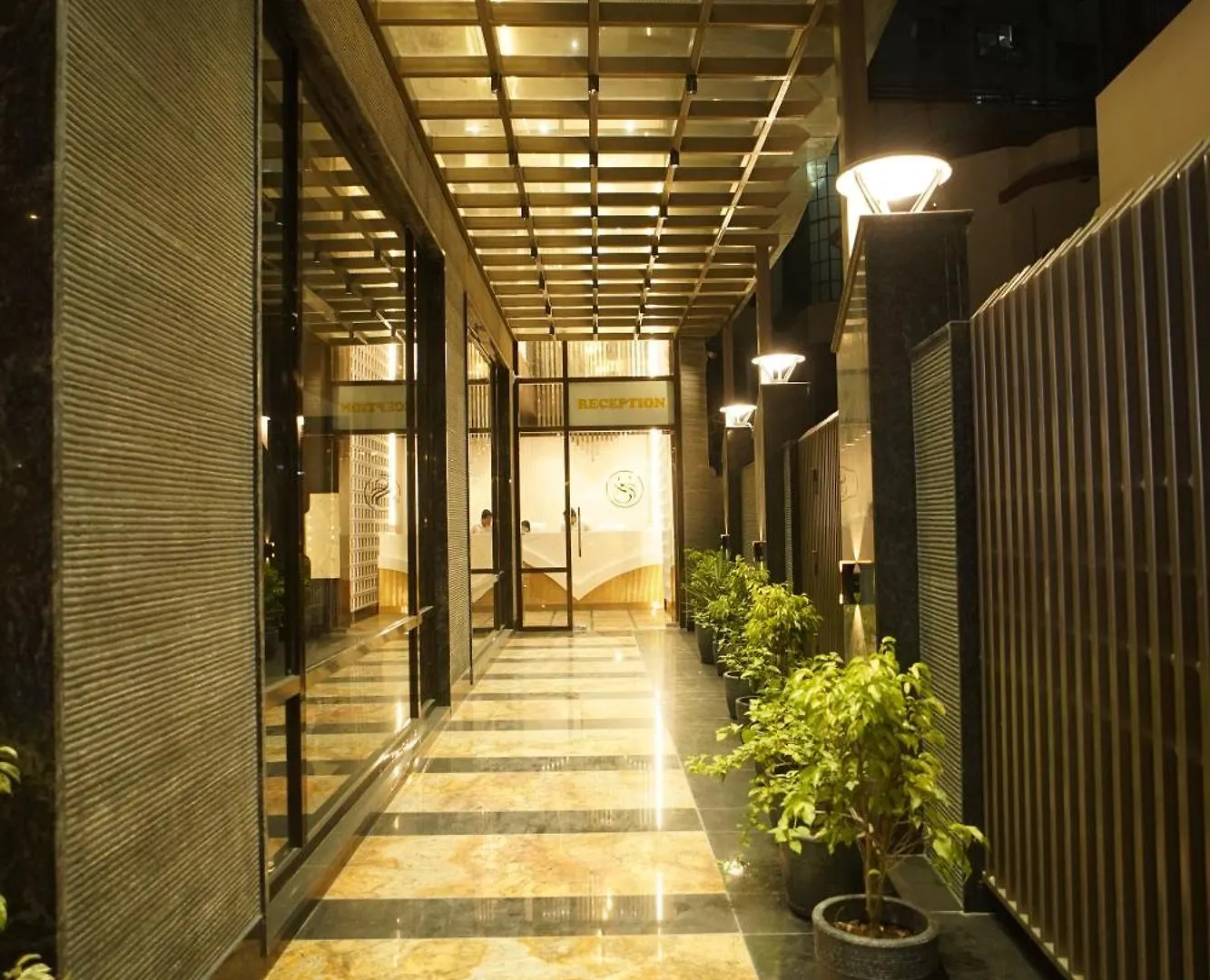 Hotel Square S Varanasi