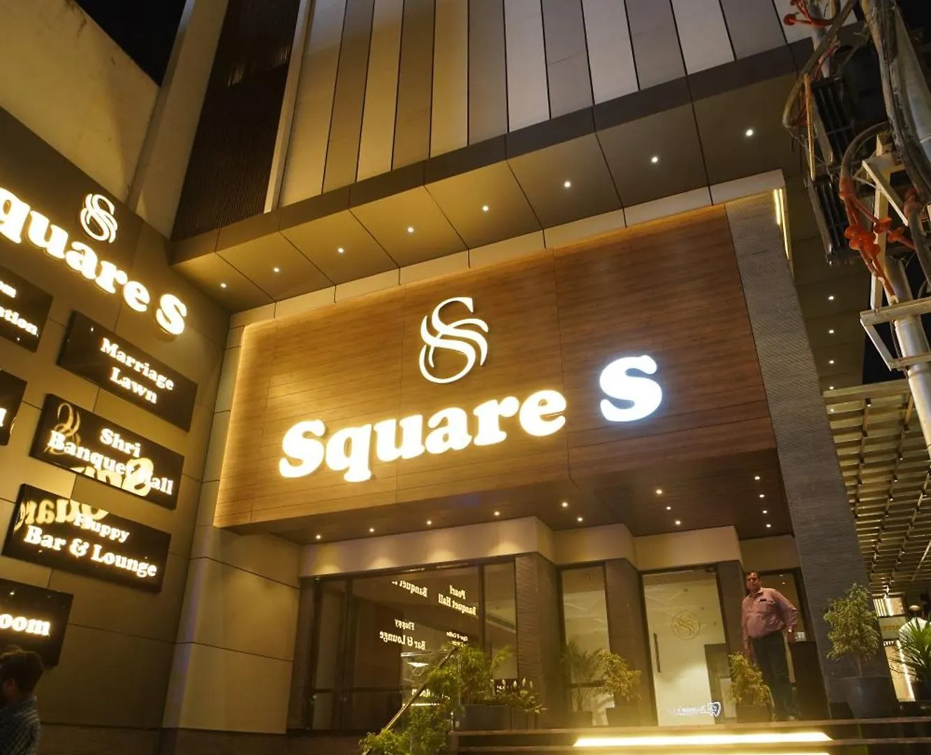 Hotel Square S Varanasi